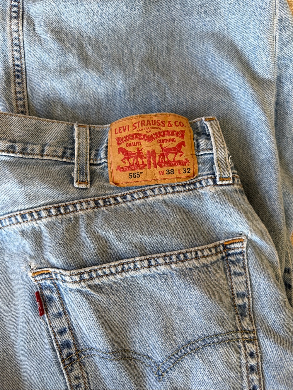 Vintage Levis 565 Loose Fit Jeans Mens 38x32 Denim Blue 90s Y2K Baggy Skate